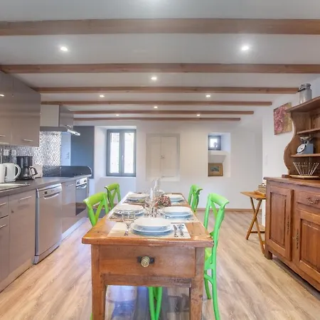 Semesterbostad Maison Clos Fleuri